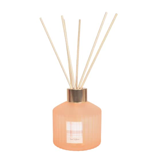 tobacco vanilla reed diffuser Scent This tobacco vanilla reed diffuser will fill the room with subtle scents of rich tobacco and warm vanilla Accent Botanical Reed Diffuser -